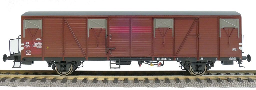 NS HBS Dunkel Aluminium Luftklappen mit Bremserbühne. Mit farbigen Hintergründ und Aufschrift 'Rotterdam Feyenoord'